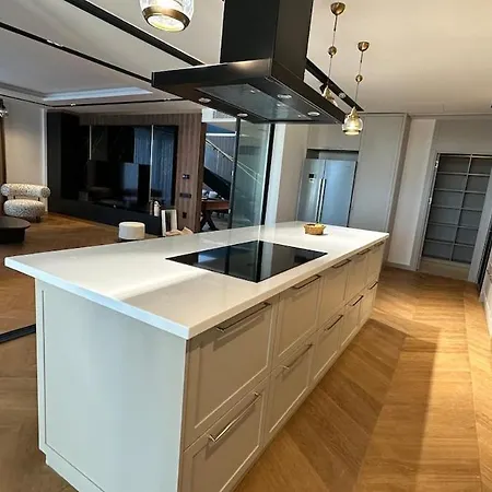 6-bedroom W Pool & Sauna Appartement