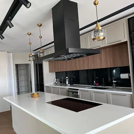 6-bedroom W Pool & Sauna Appartement *