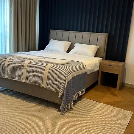 Appartement 6-bedroom W Pool & Sauna *